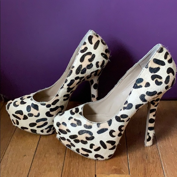 STEVE MADDEN- DEJAVU- LEOPARD HEELS- WOMENS SIZE 7 - Picture 2 of 4